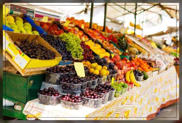 fruit and vegetable market 2